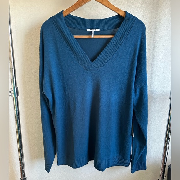 THREE DOTS TUNIC SWEATER. - Picture 1 of 9